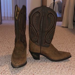 Laredo Cowboy Boots 🤠